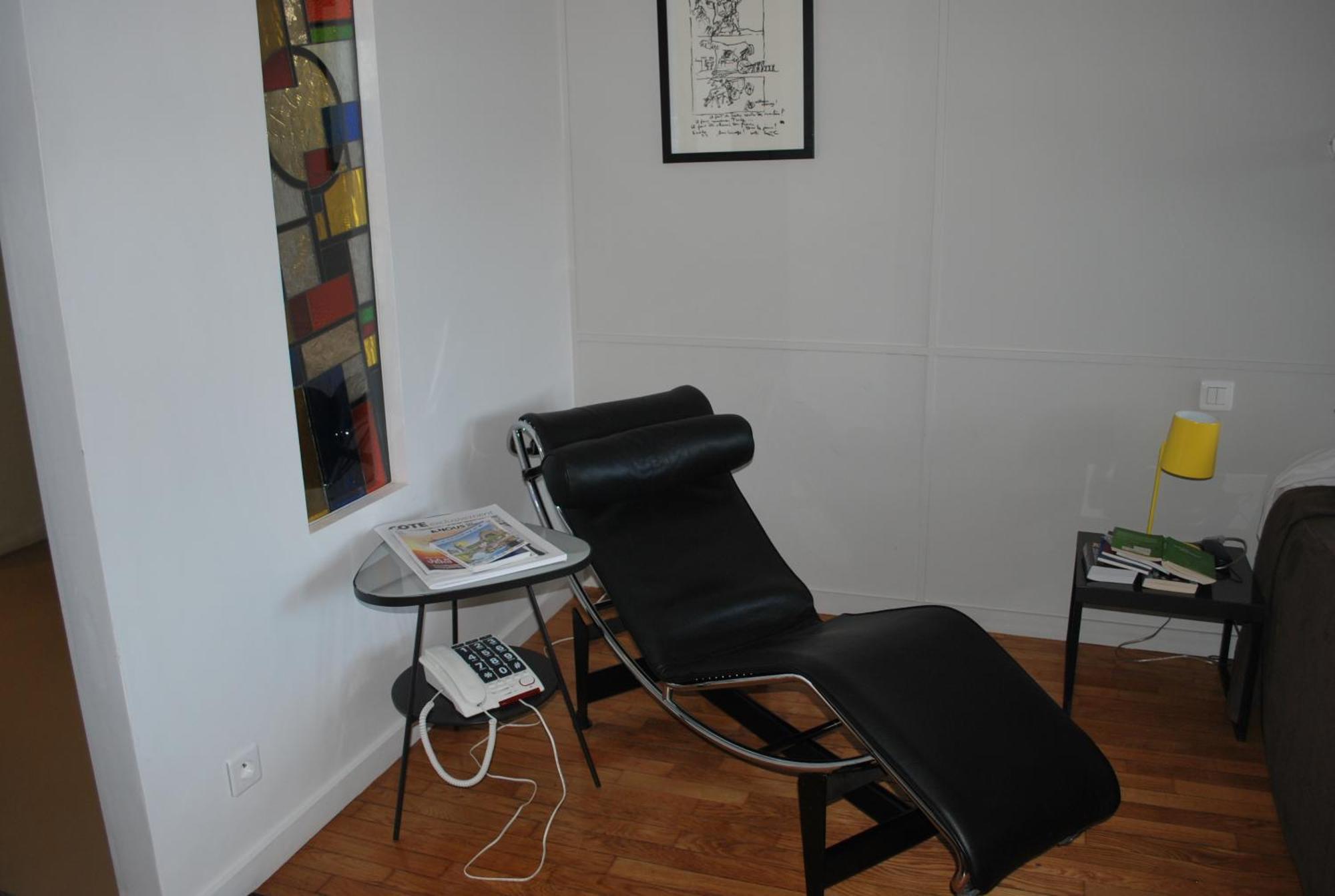 Hotel Le Corbusier 3*